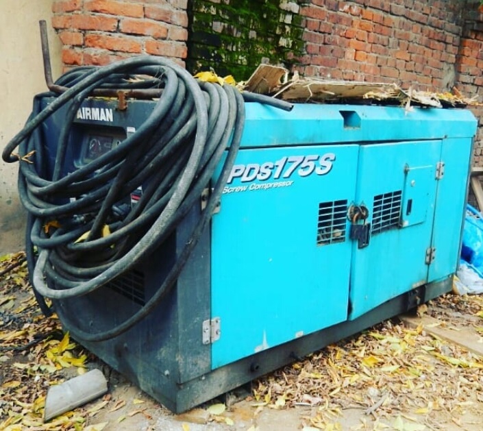 Винтовая пара компрессора. Техника безопасности при ремонте винтовых компрессоров. Аирман 175. Ремонт компрессоров иркутск. Коммерческое сервисное оборудование con.